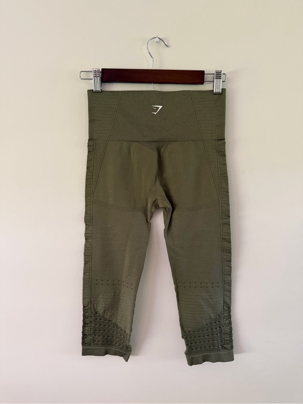 Gymshark Olive Green Active Gym Workout Sculpting Cropped Leggings Women XS - Picture 2 of 2